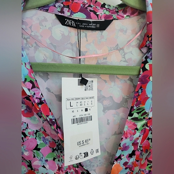 NWT Zara Bold Bloom Blouse Large - Picture 3 of 3
